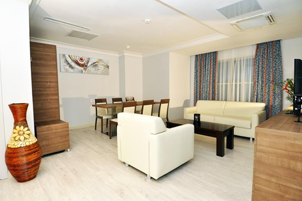 Benin Royal Hotel Cotonou Oda fotoğraf